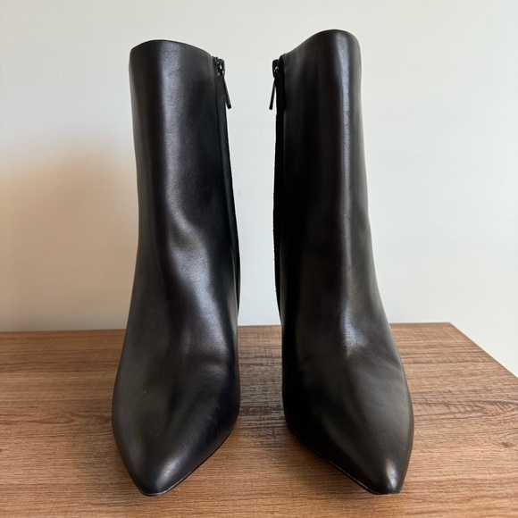 Sam Edelman - Women's Black Leather Wrenley Pointed Toe Ankle Bootie size 9.5 - Picture 2 of 13